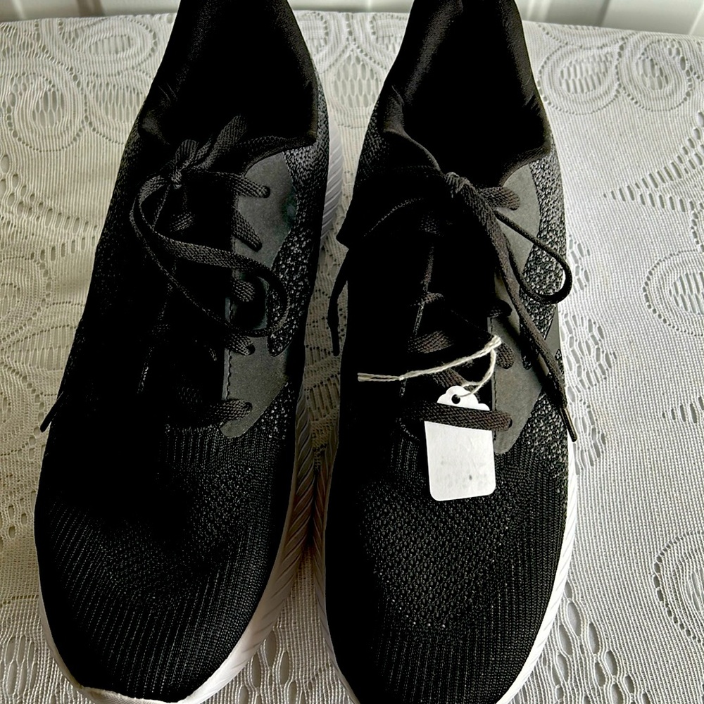 Men’s size 12 Sneakers. Black and grey.